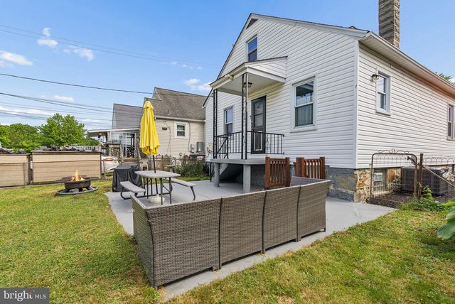 2716 MAPLE AVE, Parkville, MD 21234