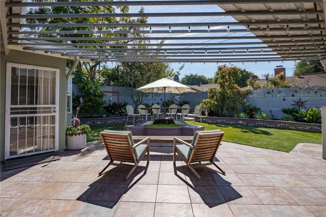 5022 Tasman, Huntington Beach, CA 92649