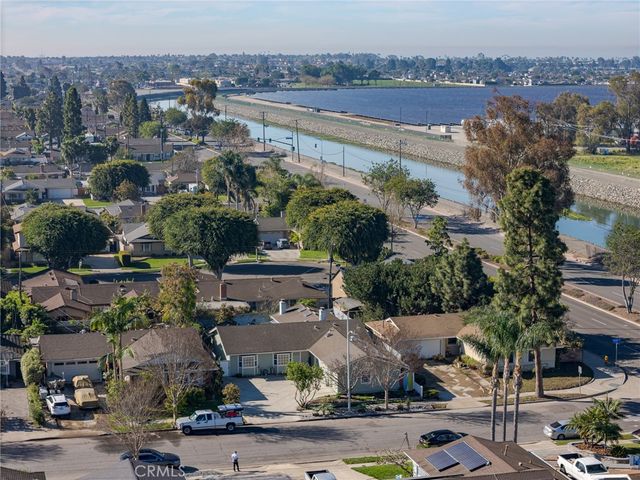 5022 Tasman, Huntington Beach, CA 92649