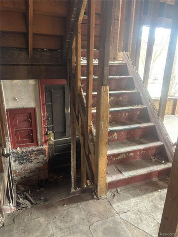 2255 Clairmount Street, Detroit, MI 48206