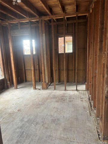 2255 Clairmount Street, Detroit, MI 48206