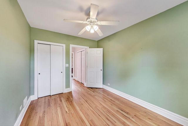 3851 N Kedvale Avenue E3, Chicago, IL 60641
