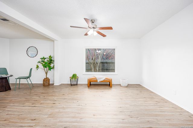 7414 Forest Stream, Live Oak, TX 78233