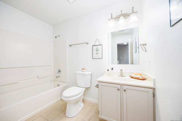 7414 Forest Stream, Live Oak, TX 78233