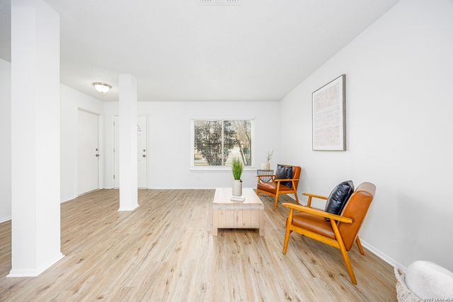 7414 Forest Stream, Live Oak, TX 78233