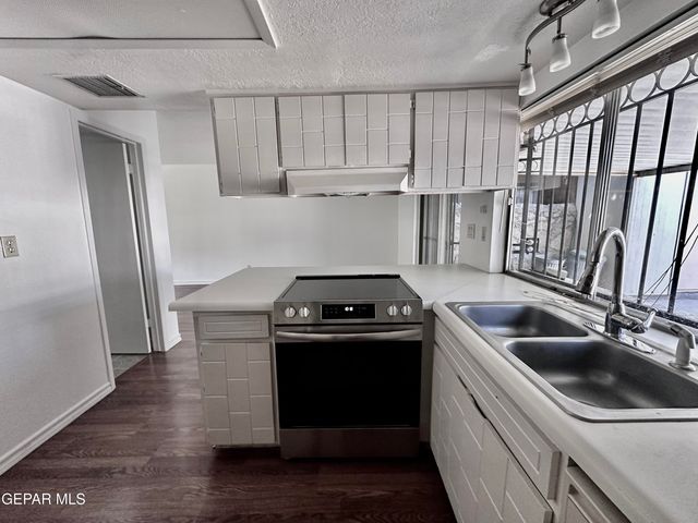 212 Montego Bay Drive, El Paso, TX 79912