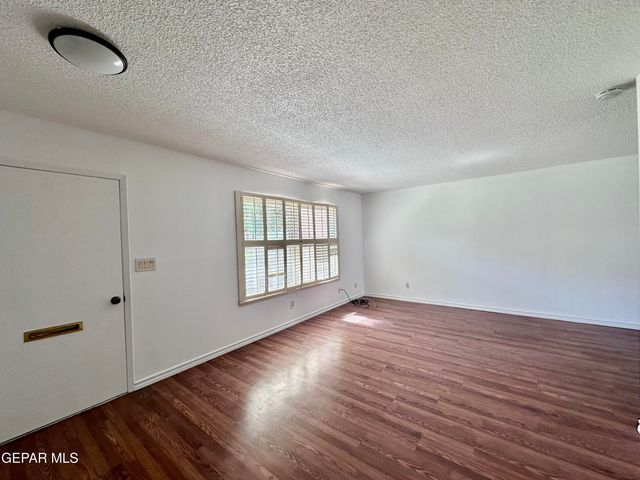 212 Montego Bay Drive, El Paso, TX 79912