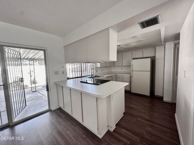 212 Montego Bay Drive, El Paso, TX 79912