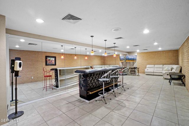 212 Montego Bay Drive, El Paso, TX 79912