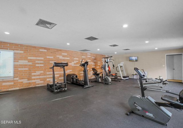 212 Montego Bay Drive, El Paso, TX 79912