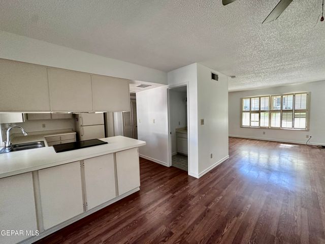 212 Montego Bay Drive, El Paso, TX 79912