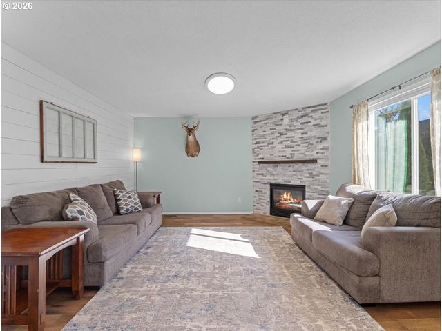 803 Nw 14TH Ave, Battle Ground, WA 98604