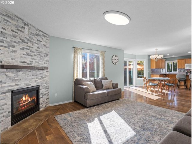 803 Nw 14TH Ave, Battle Ground, WA 98604