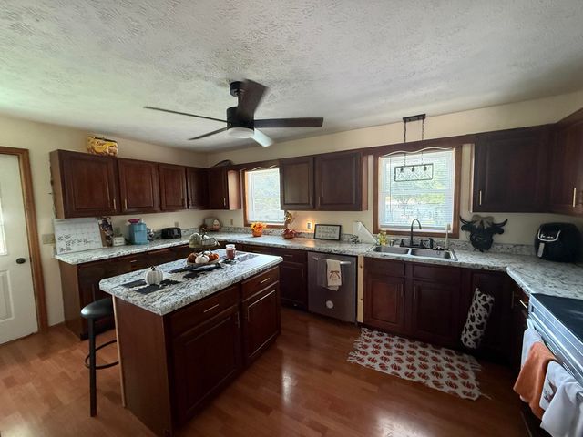 1241 Flat Gap Road, Berea, KY 40403