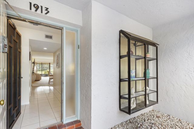 5186 GOLFVIEW Court 1913, Delray Beach, FL 33484