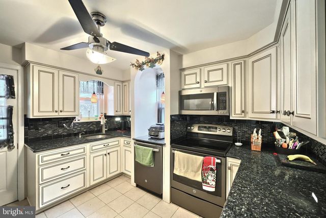 2009 N SHERMAN ST, York, PA 17406