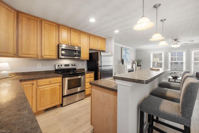 5505 Taylors Walke LN, Virginia Beach, VA 23462