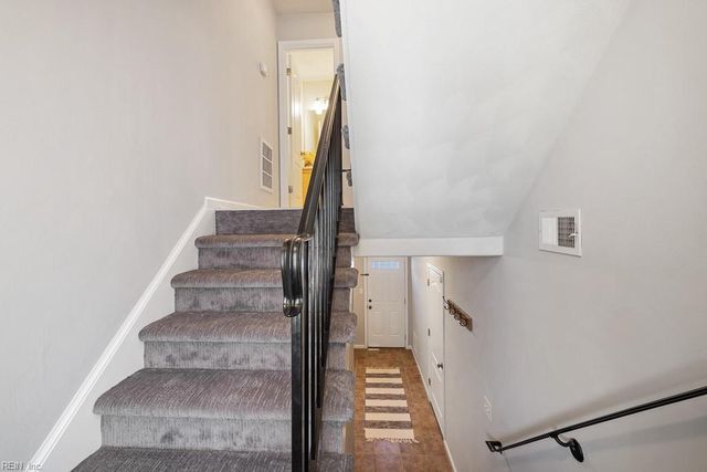 5505 Taylors Walke LN, Virginia Beach, VA 23462