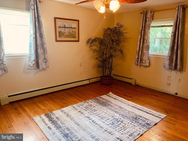 425 BEECHCROFT RD, Winchester, VA 22601