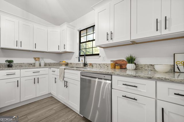 5445 Mallard Trail, Lithonia, GA 30058