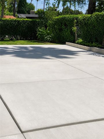 6547 Kelvin, Winnetka, CA 91306