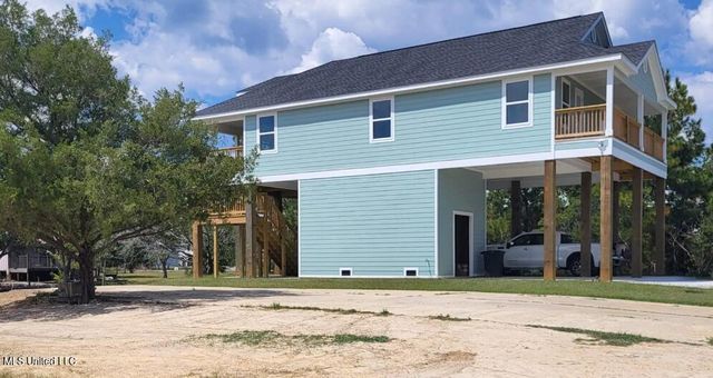 5005 Nebraska Street, Bay Saint Louis, MS 39520