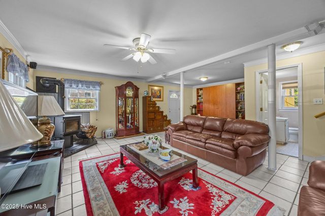 232 Diane Drive, Jacksonville, NC 28540