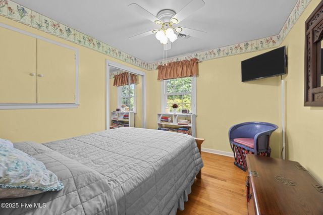 232 Diane Drive, Jacksonville, NC 28540
