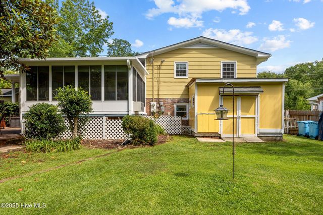 232 Diane Drive, Jacksonville, NC 28540