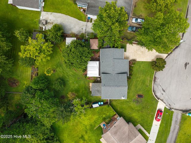 232 Diane Drive, Jacksonville, NC 28540