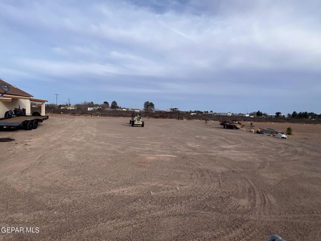 313 PASEO REAL Drive, Chaparral, NM 88081