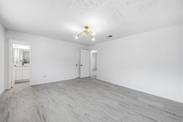 12723 Club Lane, Houston, TX 77099