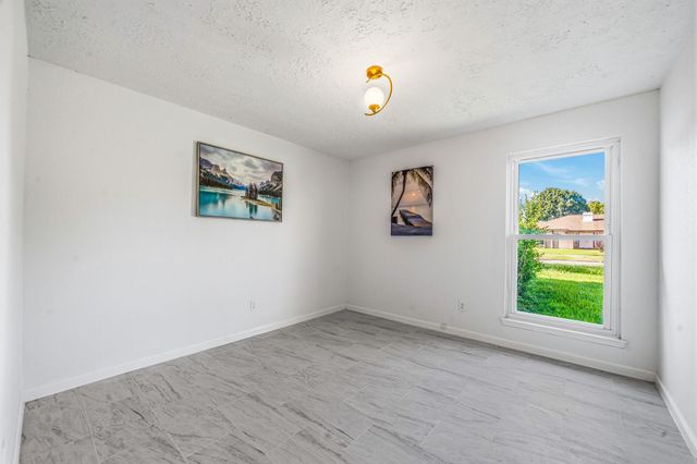 12723 Club Lane, Houston, TX 77099