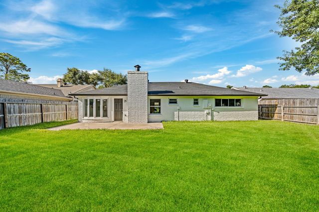 12723 Club Lane, Houston, TX 77099