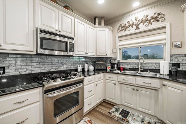 518 Amity Rd Apt M5, Hot Springs, AR 71913