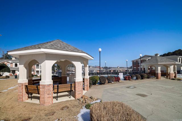 518 Amity Rd Apt M5, Hot Springs, AR 71913