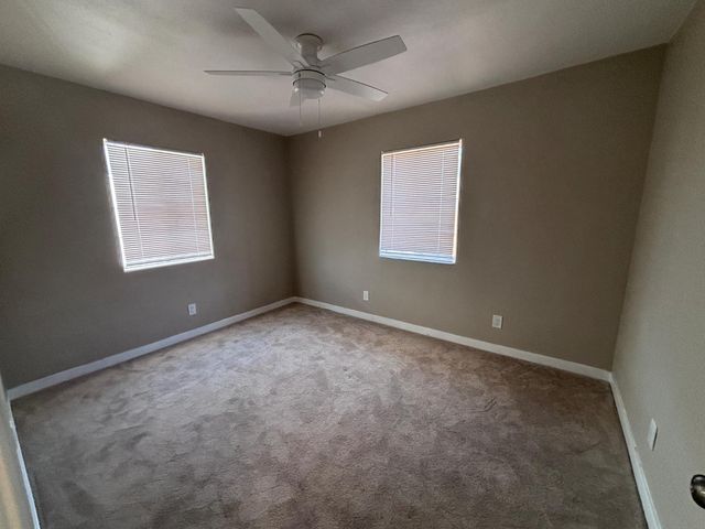 3844 Haywood St, Sacramento, CA 95838