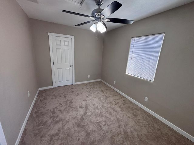 3844 Haywood St, Sacramento, CA 95838