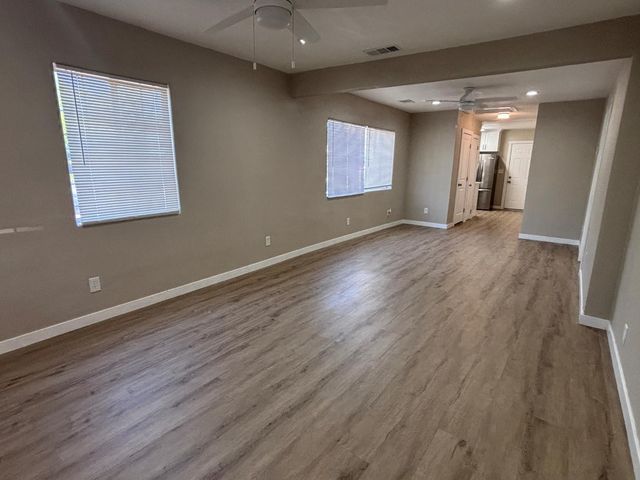 3844 Haywood St, Sacramento, CA 95838