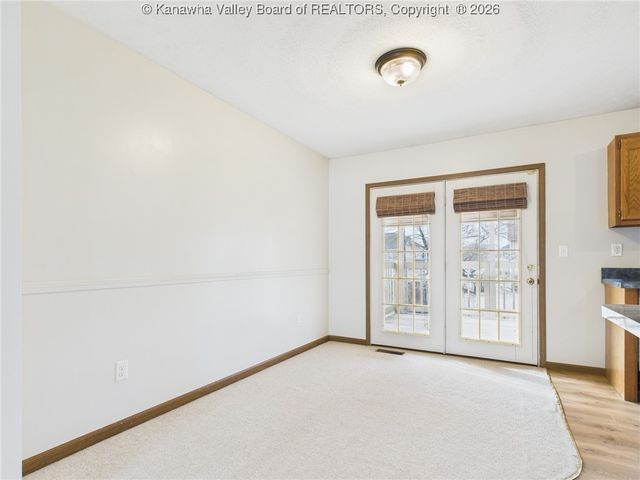 113 Hampton Lane, Hurricane, WV 25526