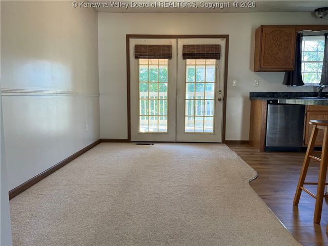 113 Hampton Lane, Hurricane, WV 25526