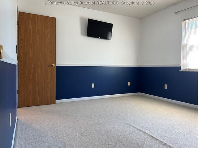 113 Hampton Lane, Hurricane, WV 25526