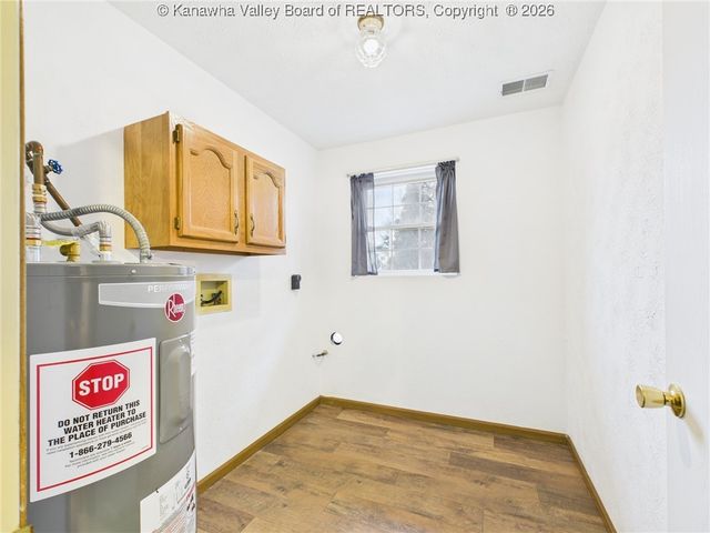 113 Hampton Lane, Hurricane, WV 25526