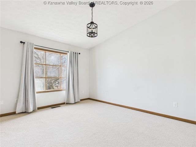 113 Hampton Lane, Hurricane, WV 25526