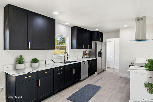 519 Jackson Keller, San Antonio, TX 78216