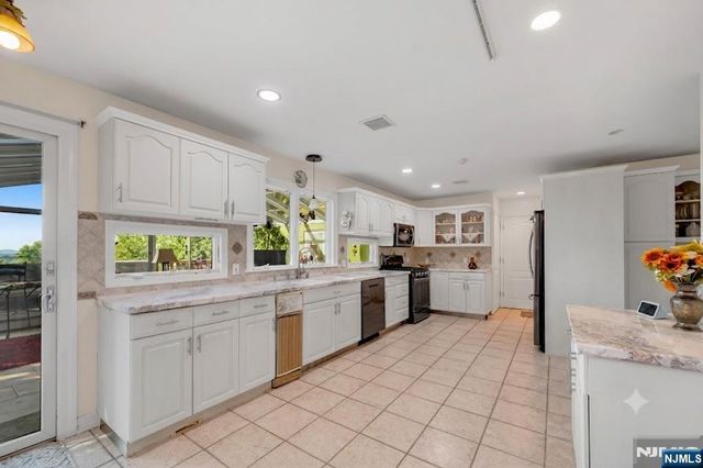 703 Stewart Street, Ridgefield, NJ 07657