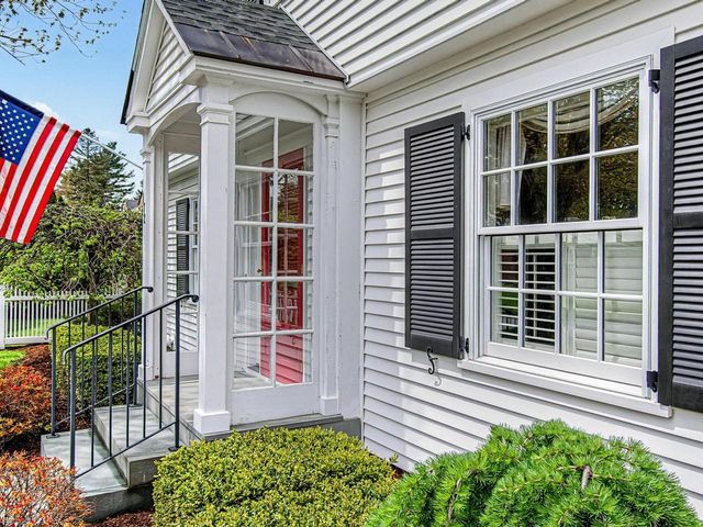 172 Deforest Road, Burlington, VT 05401