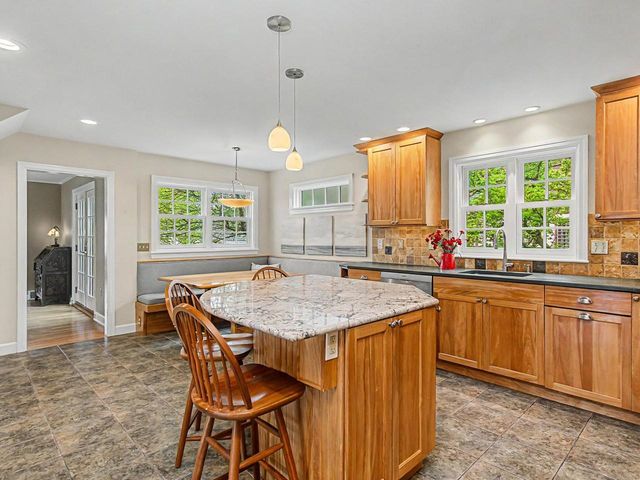 172 Deforest Road, Burlington, VT 05401