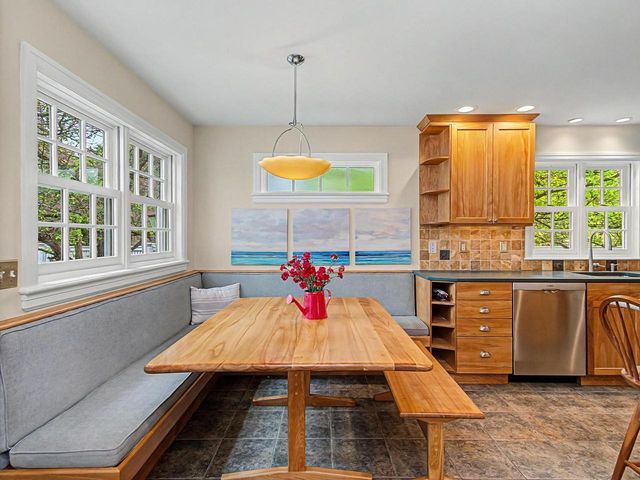 172 Deforest Road, Burlington, VT 05401