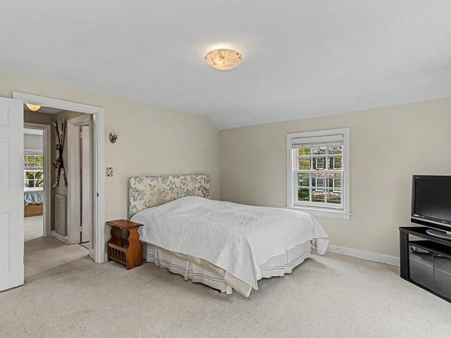 172 Deforest Road, Burlington, VT 05401